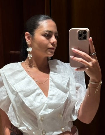 White Flowers Earrings