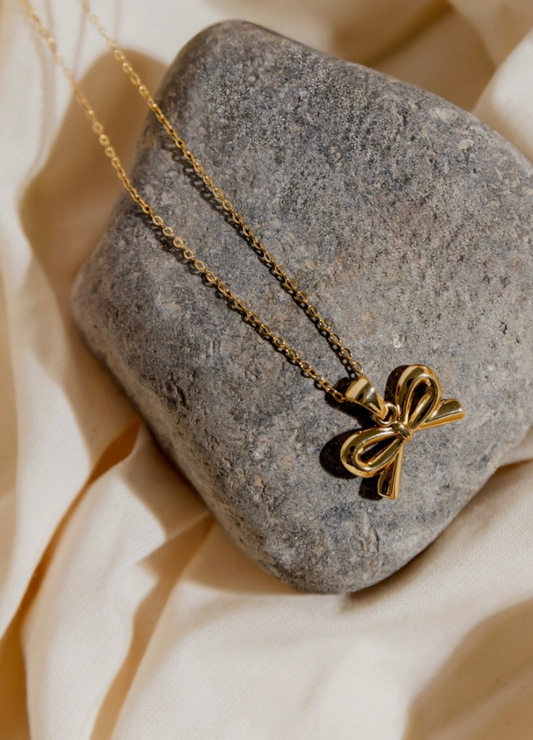 Bow Golden Chain